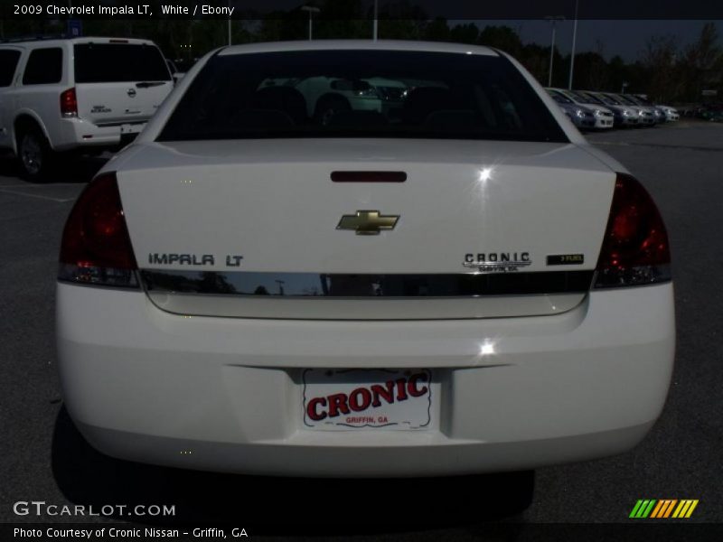 White / Ebony 2009 Chevrolet Impala LT