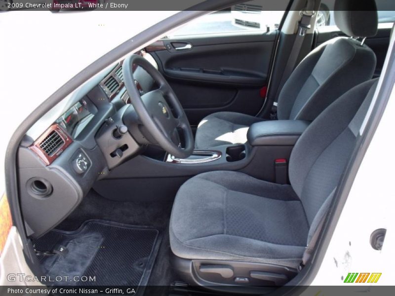 White / Ebony 2009 Chevrolet Impala LT