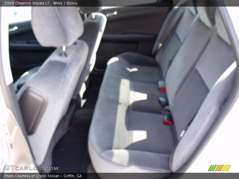 White / Ebony 2009 Chevrolet Impala LT