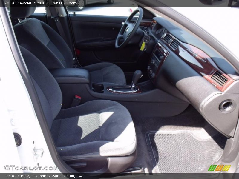 White / Ebony 2009 Chevrolet Impala LT