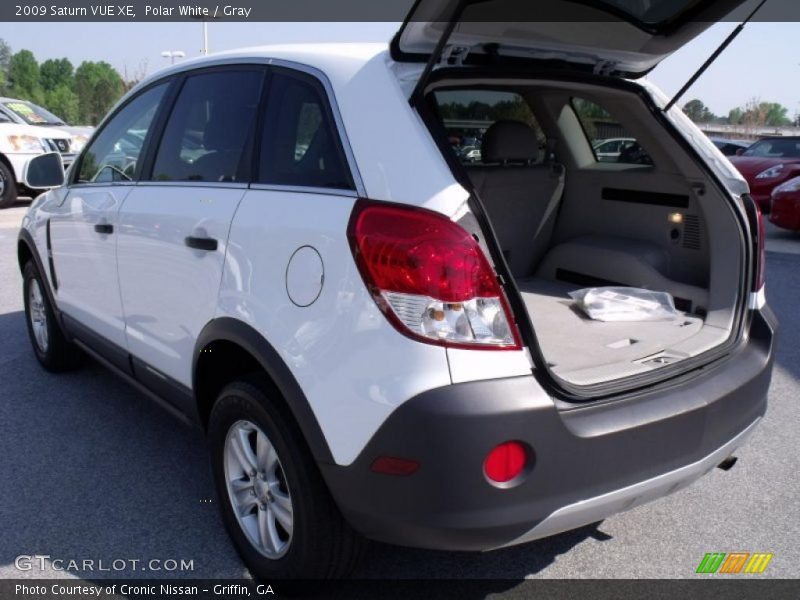 Polar White / Gray 2009 Saturn VUE XE