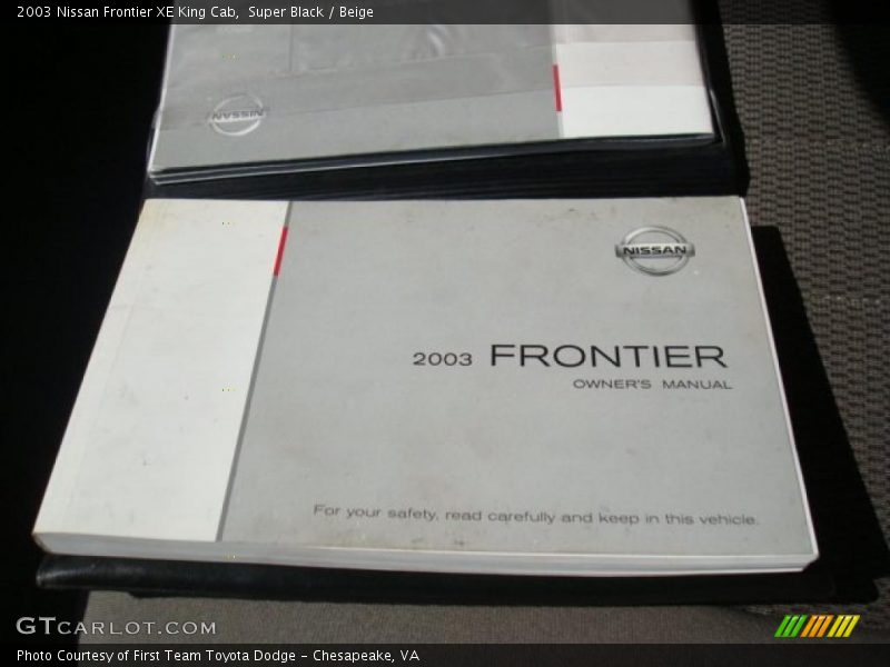 Super Black / Beige 2003 Nissan Frontier XE King Cab
