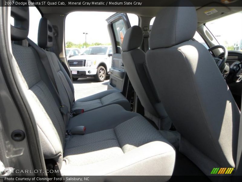 Mineral Gray Metallic / Medium Slate Gray 2007 Dodge Dakota ST Quad Cab