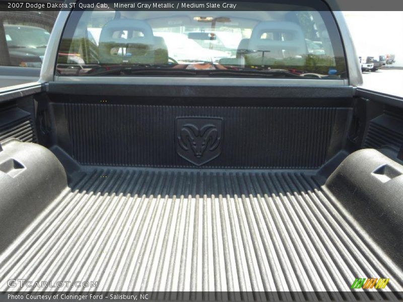 Mineral Gray Metallic / Medium Slate Gray 2007 Dodge Dakota ST Quad Cab