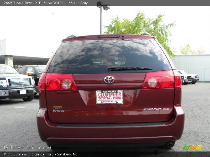 Salsa Red Pearl / Stone Gray 2006 Toyota Sienna XLE