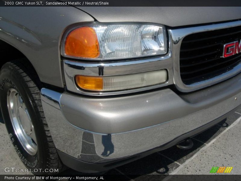 Sandalwood Metallic / Neutral/Shale 2003 GMC Yukon SLT