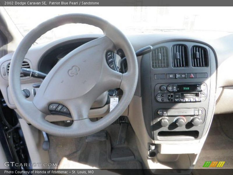Patriot Blue Pearl / Sandstone 2002 Dodge Caravan SE