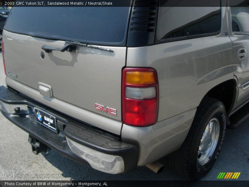 Sandalwood Metallic / Neutral/Shale 2003 GMC Yukon SLT