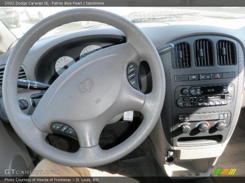 Patriot Blue Pearl / Sandstone 2002 Dodge Caravan SE