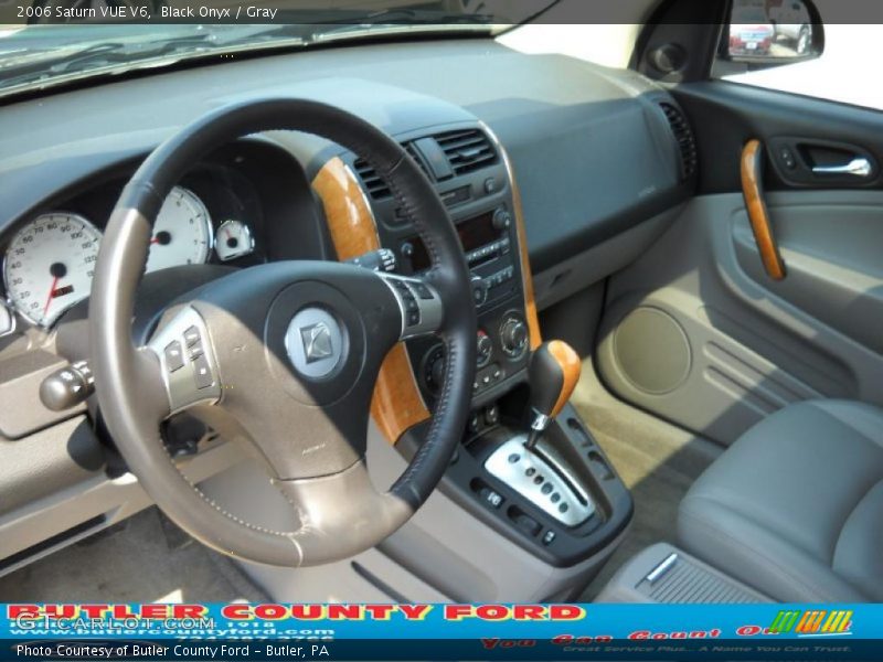 Black Onyx / Gray 2006 Saturn VUE V6