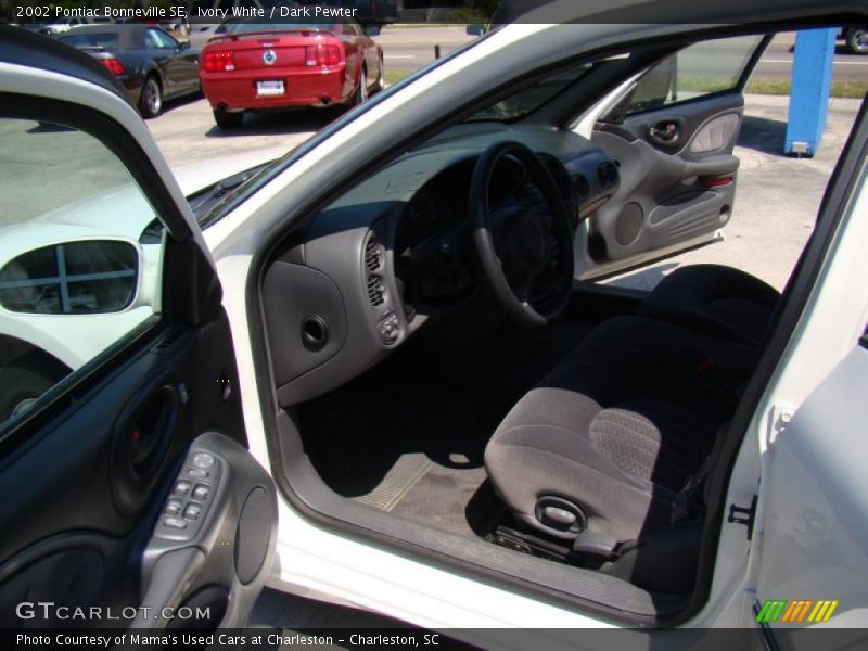 Ivory White / Dark Pewter 2002 Pontiac Bonneville SE