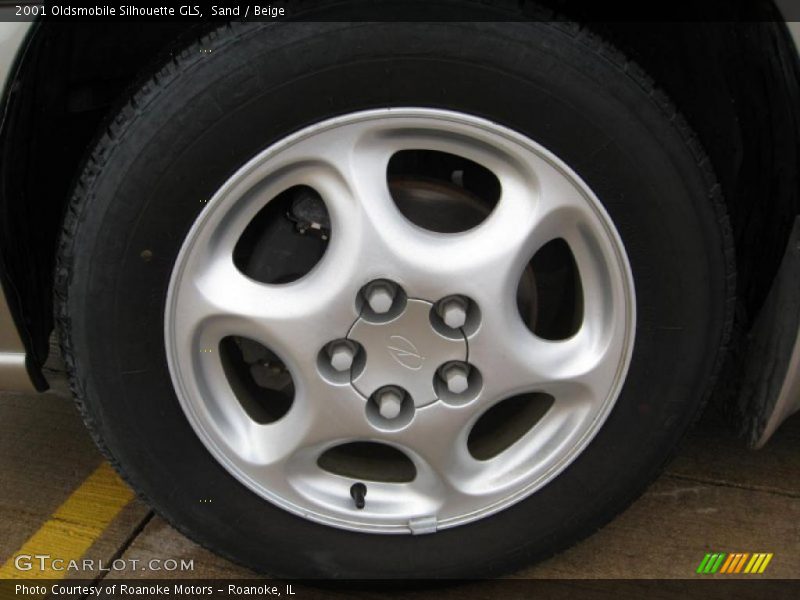 Sand / Beige 2001 Oldsmobile Silhouette GLS