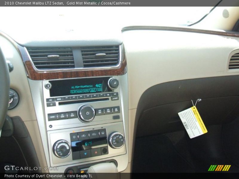 Gold Mist Metallic / Cocoa/Cashmere 2010 Chevrolet Malibu LTZ Sedan