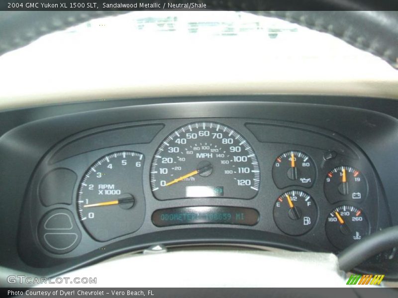 Sandalwood Metallic / Neutral/Shale 2004 GMC Yukon XL 1500 SLT