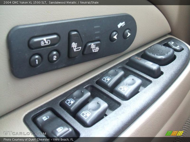 Sandalwood Metallic / Neutral/Shale 2004 GMC Yukon XL 1500 SLT