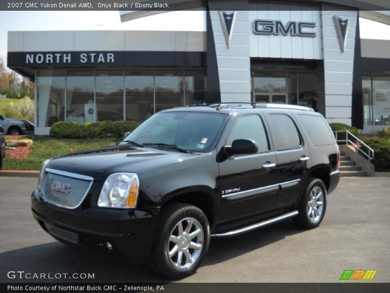 Onyx Black / Ebony Black 2007 GMC Yukon Denali AWD