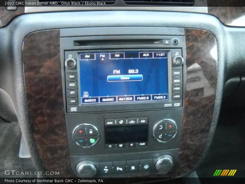 Onyx Black / Ebony Black 2007 GMC Yukon Denali AWD