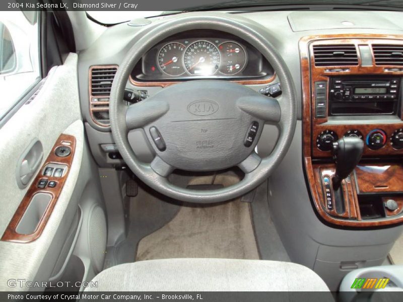Diamond Silver / Gray 2004 Kia Sedona LX