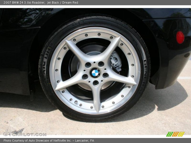 Jet Black / Dream Red 2007 BMW Z4 3.0si Roadster