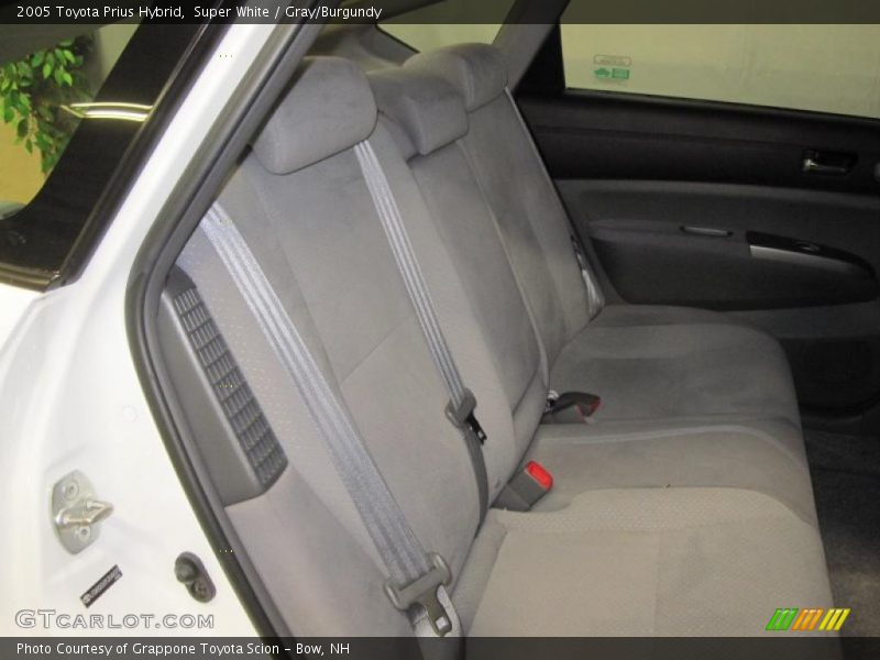 Super White / Gray/Burgundy 2005 Toyota Prius Hybrid