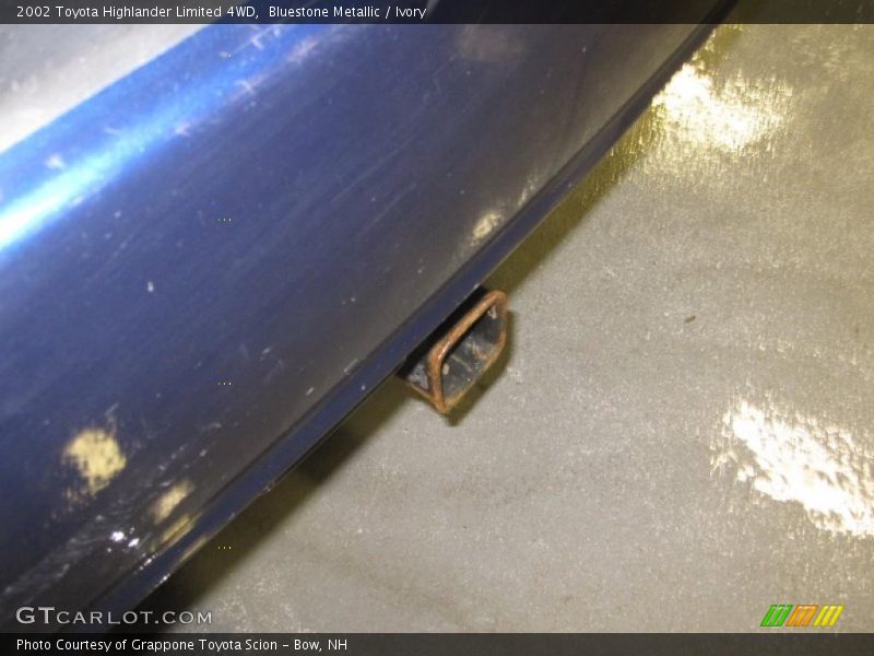 Bluestone Metallic / Ivory 2002 Toyota Highlander Limited 4WD