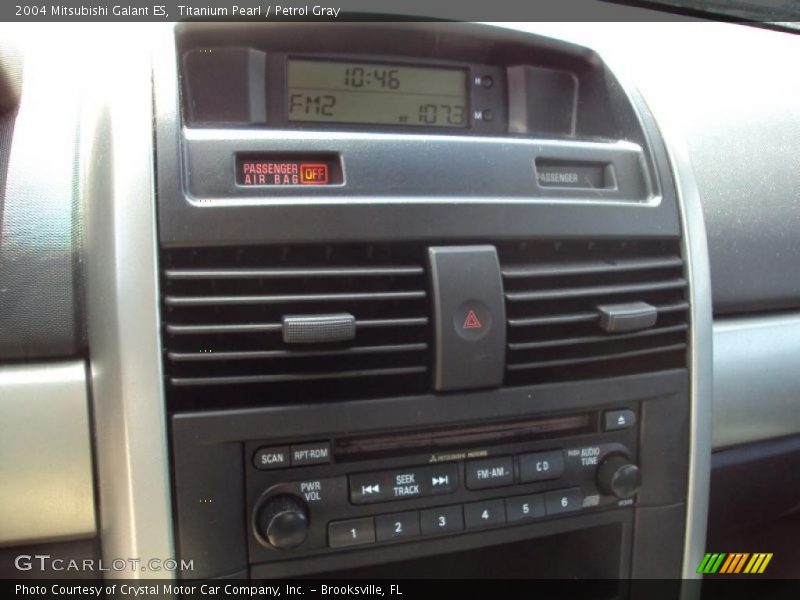 Titanium Pearl / Petrol Gray 2004 Mitsubishi Galant ES
