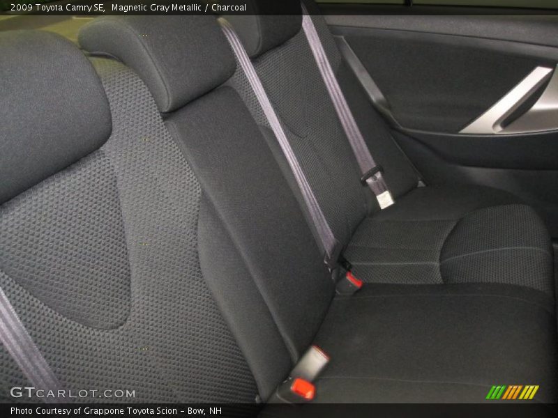 Magnetic Gray Metallic / Charcoal 2009 Toyota Camry SE