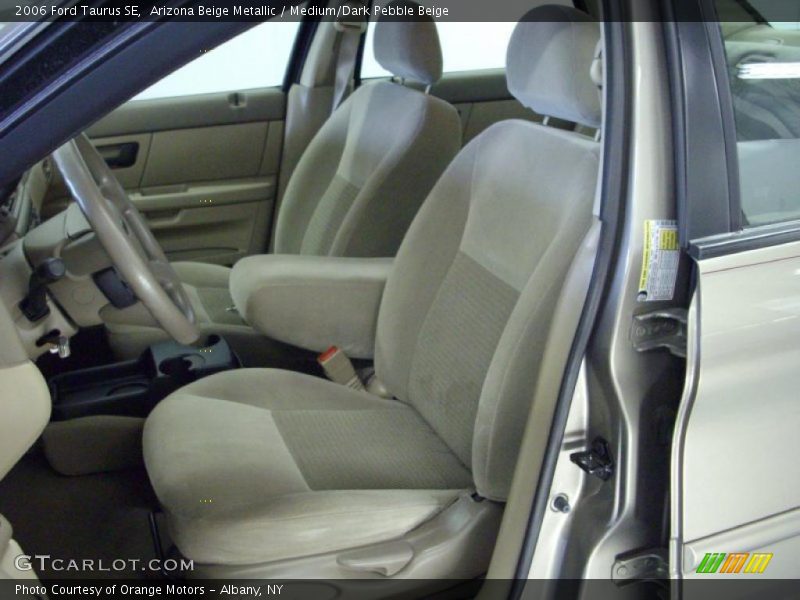 Arizona Beige Metallic / Medium/Dark Pebble Beige 2006 Ford Taurus SE