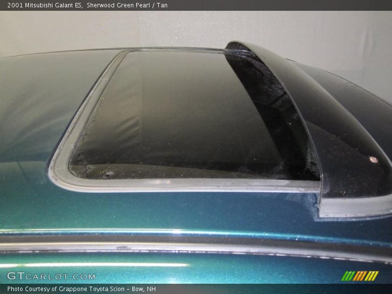 Sherwood Green Pearl / Tan 2001 Mitsubishi Galant ES