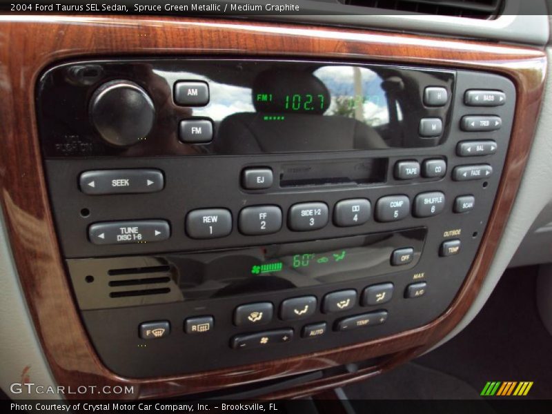 Spruce Green Metallic / Medium Graphite 2004 Ford Taurus SEL Sedan