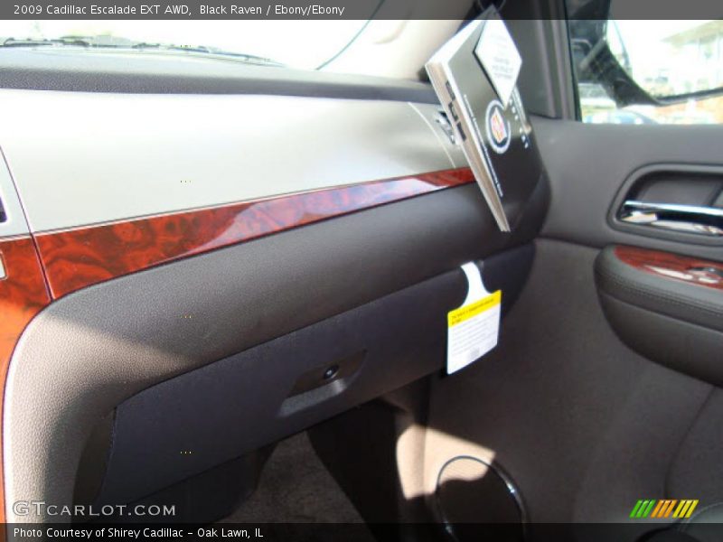 Black Raven / Ebony/Ebony 2009 Cadillac Escalade EXT AWD