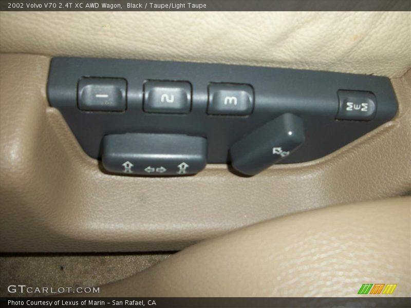 Black / Taupe/Light Taupe 2002 Volvo V70 2.4T XC AWD Wagon