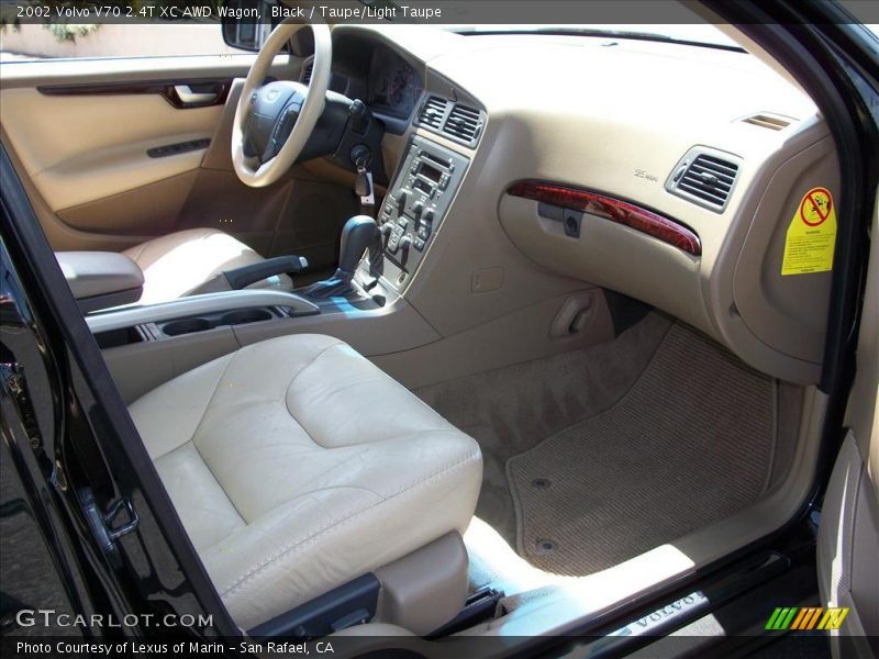 Black / Taupe/Light Taupe 2002 Volvo V70 2.4T XC AWD Wagon