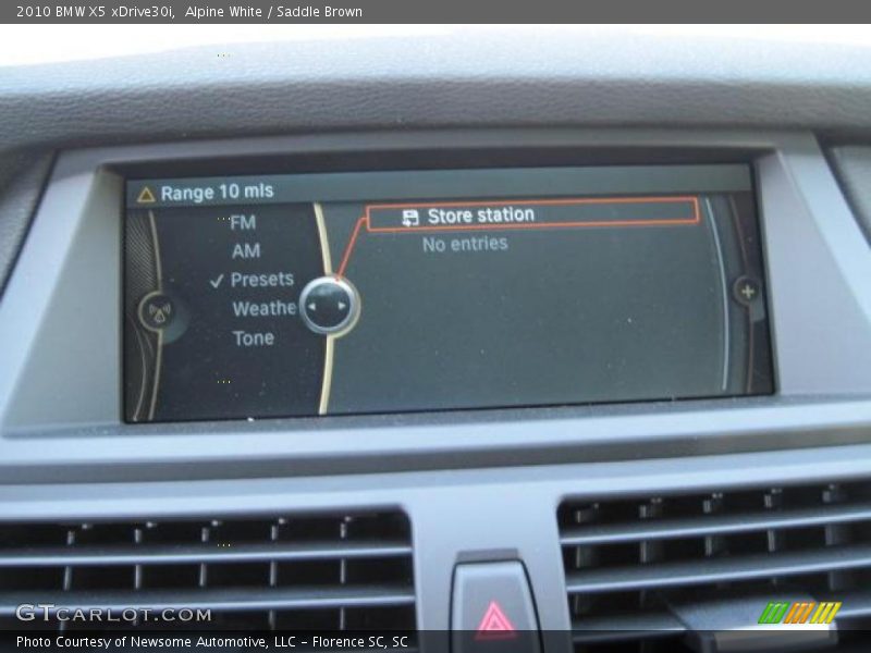 Alpine White / Saddle Brown 2010 BMW X5 xDrive30i