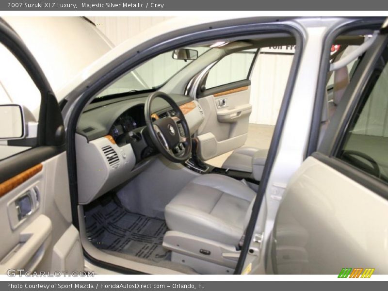 Majestic Silver Metallic / Grey 2007 Suzuki XL7 Luxury