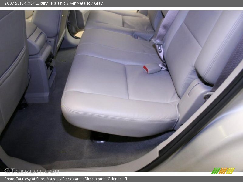 Majestic Silver Metallic / Grey 2007 Suzuki XL7 Luxury