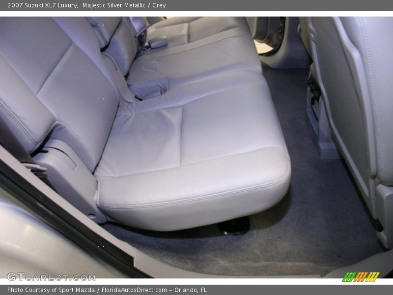 Majestic Silver Metallic / Grey 2007 Suzuki XL7 Luxury