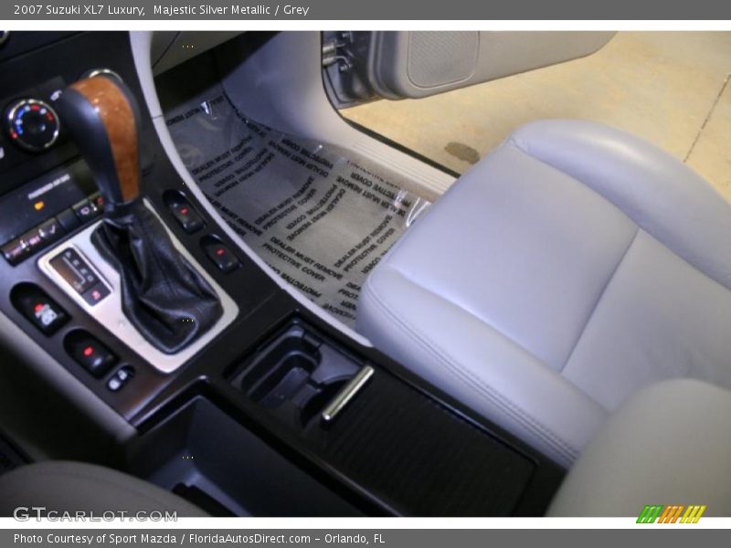 Majestic Silver Metallic / Grey 2007 Suzuki XL7 Luxury