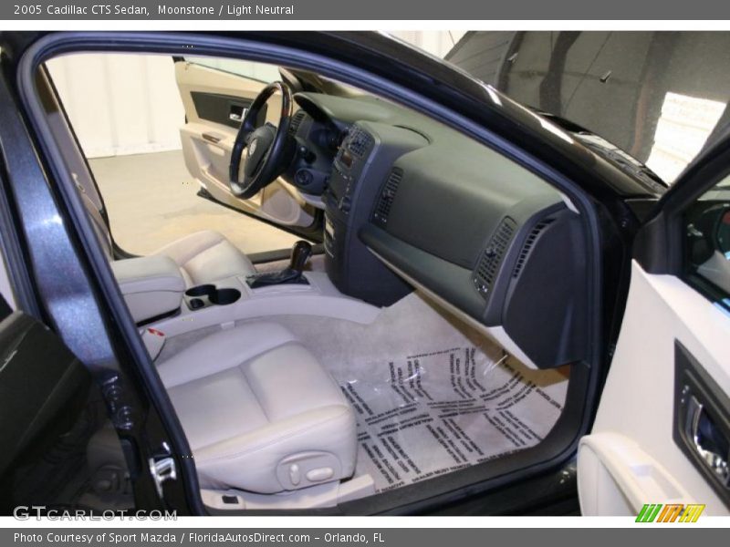 Moonstone / Light Neutral 2005 Cadillac CTS Sedan
