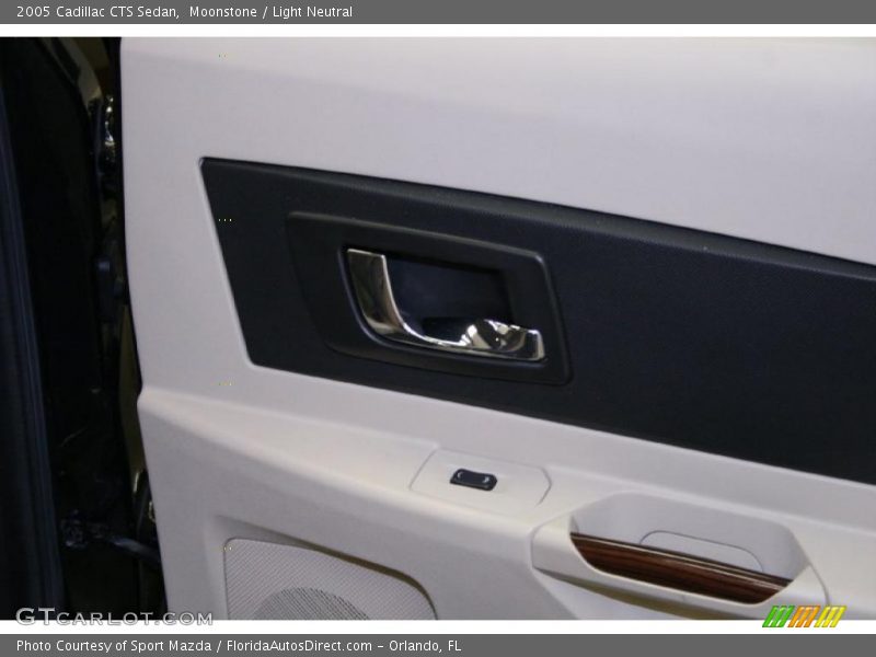 Moonstone / Light Neutral 2005 Cadillac CTS Sedan