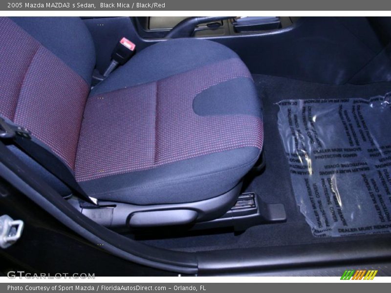 Black Mica / Black/Red 2005 Mazda MAZDA3 s Sedan