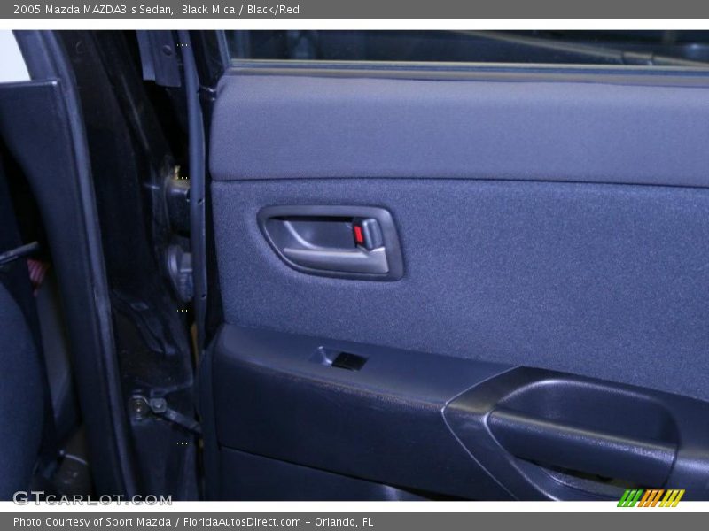 Black Mica / Black/Red 2005 Mazda MAZDA3 s Sedan