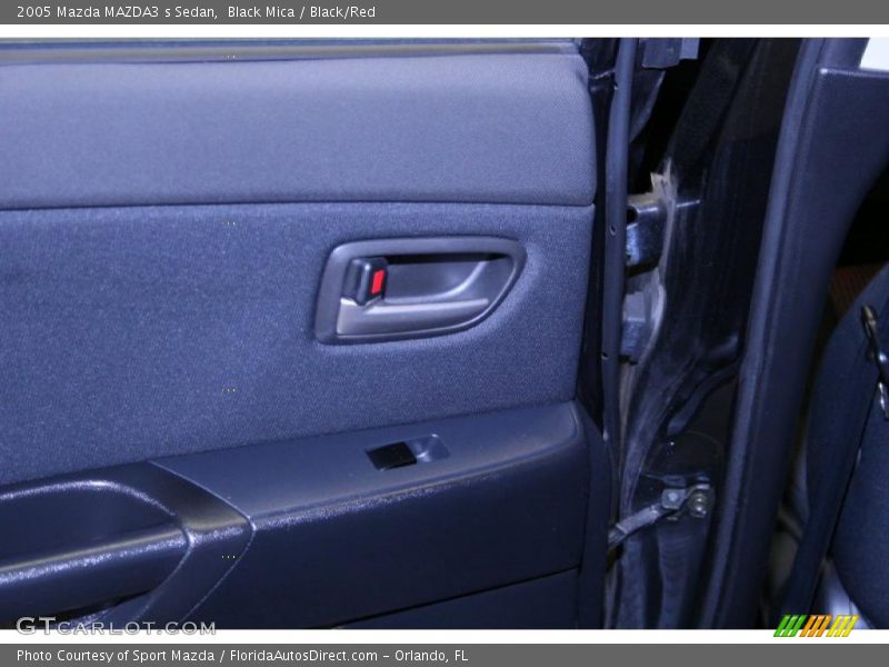 Black Mica / Black/Red 2005 Mazda MAZDA3 s Sedan