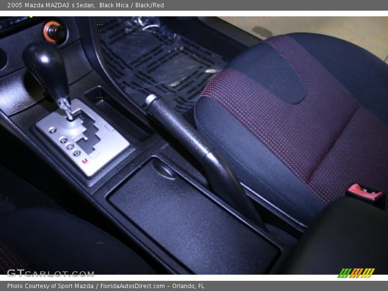 Black Mica / Black/Red 2005 Mazda MAZDA3 s Sedan