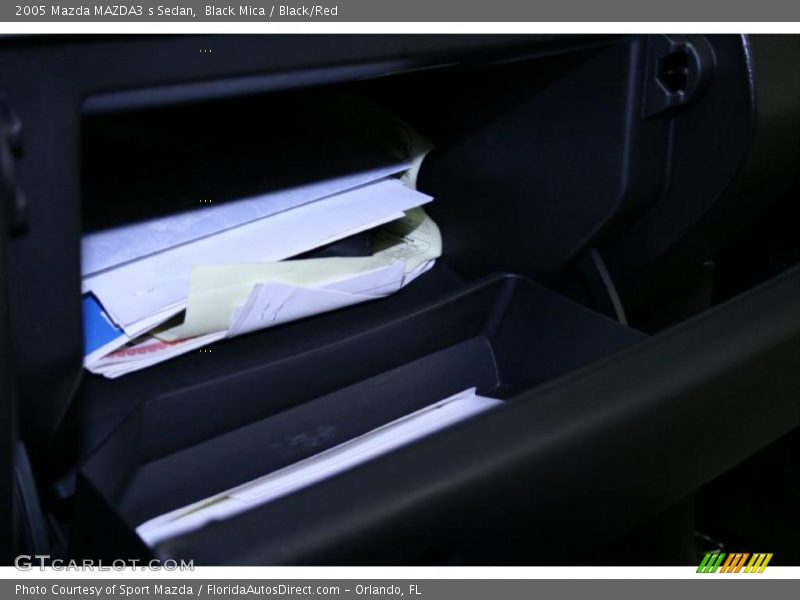 Black Mica / Black/Red 2005 Mazda MAZDA3 s Sedan