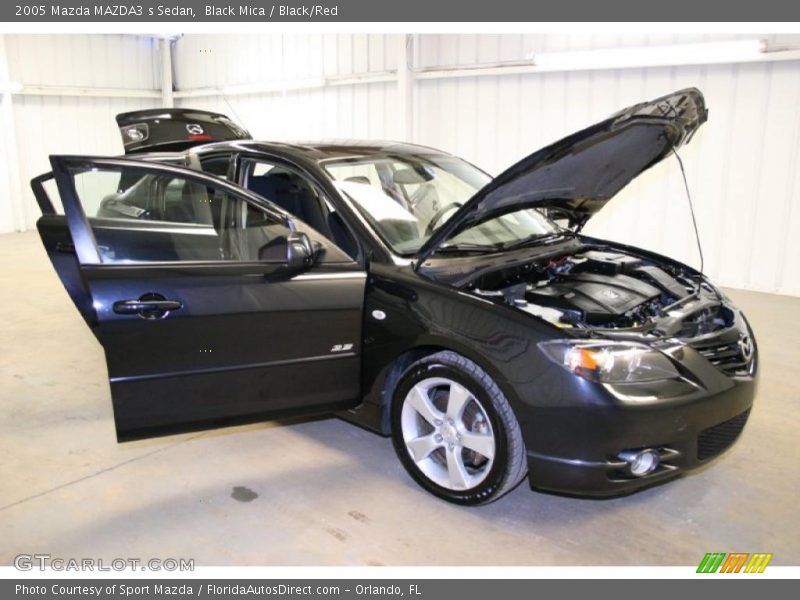 Black Mica / Black/Red 2005 Mazda MAZDA3 s Sedan