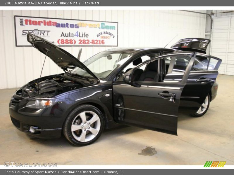 Black Mica / Black/Red 2005 Mazda MAZDA3 s Sedan
