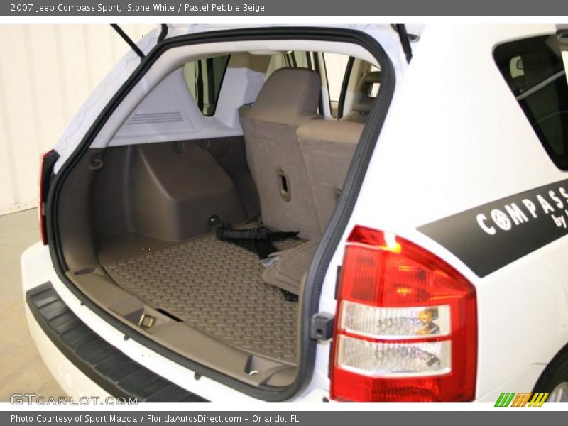 Stone White / Pastel Pebble Beige 2007 Jeep Compass Sport