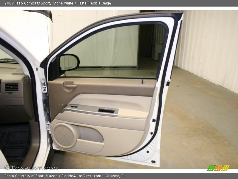 Stone White / Pastel Pebble Beige 2007 Jeep Compass Sport