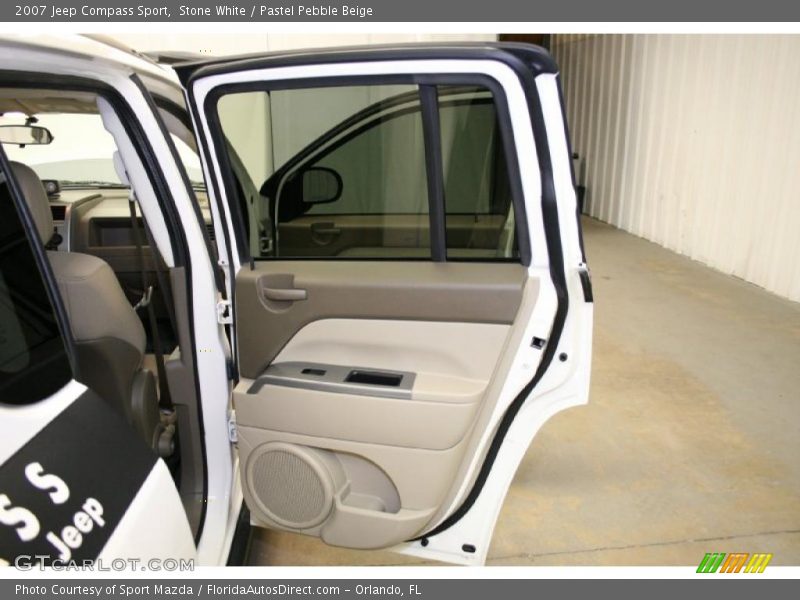 Stone White / Pastel Pebble Beige 2007 Jeep Compass Sport